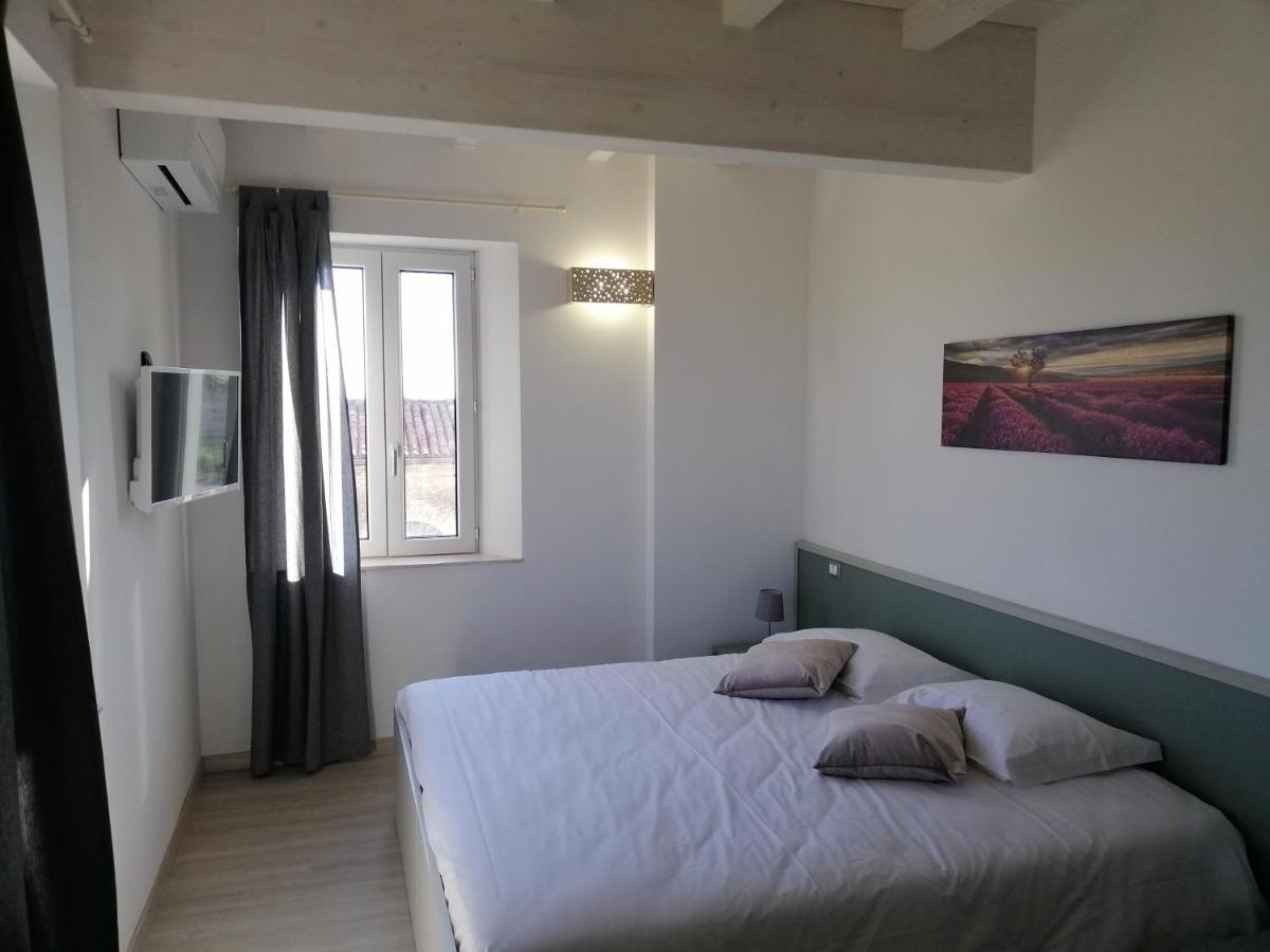 Claudio Rooms Fabbrico Eksteriør bilde
